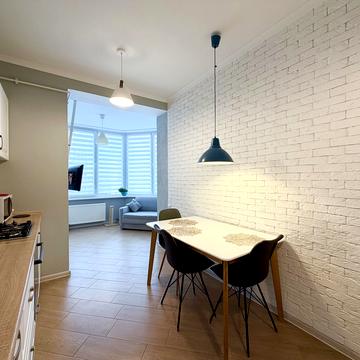 Житня вул., 7