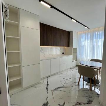 Юліана Целевича вул., 36а