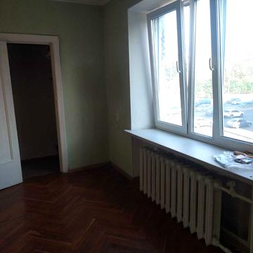 Лесі Українки бульв., 30