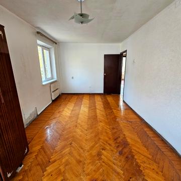 Нескорених вул., 33е