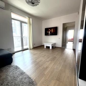 Угорська вул., 14а