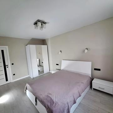 Юліана Целевича вул., (Будинок)