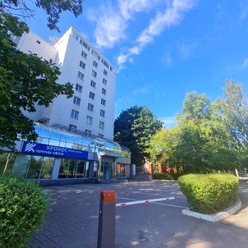 Ґарета Джонса вул. (Сімї Хохлових), 15