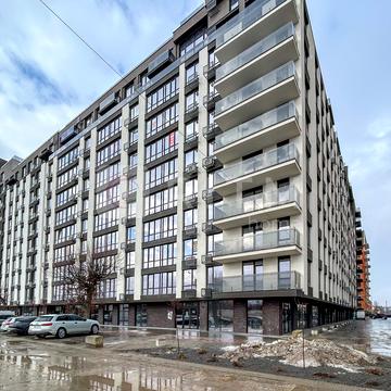 Романа Левицького вул., 4