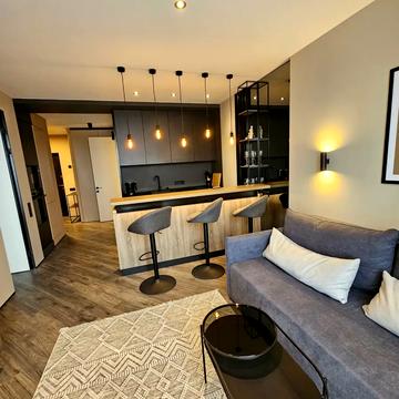 Глибочицька вул., 73