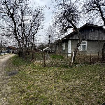 Хмельницького, 60