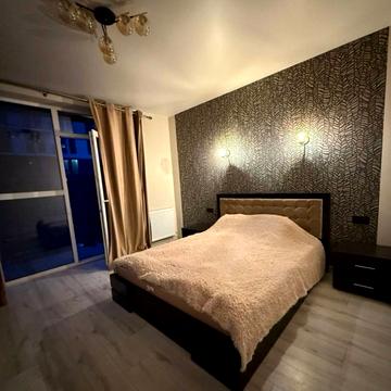 Залізнична вул., 9