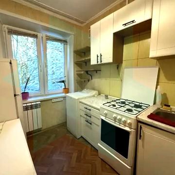 Михайла Драгоманова вул. (Димитрова), 64