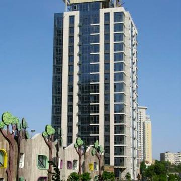 Андрія Верхогляда вул. (Михайла Драгомирова), 16