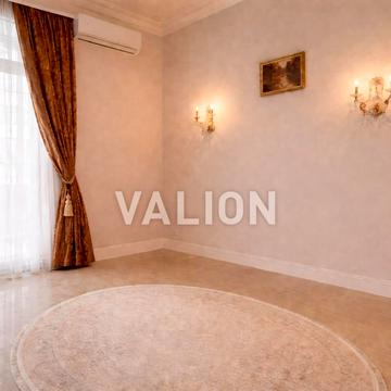 Лесі Українки бульв., 7-В