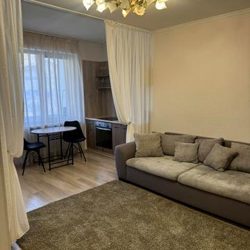 Василя Тютюнника вул. (Анрі Барбюса), 5-Б