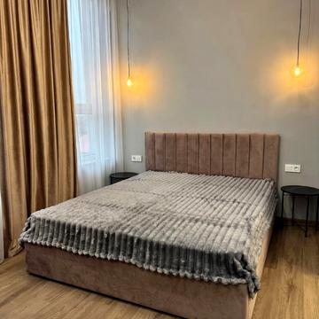 Зелена вул., 111-Е