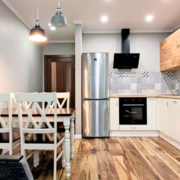 Олександрівська вул., 1