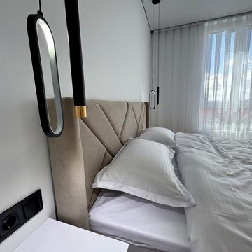 Володимира Івасюка вул., 84