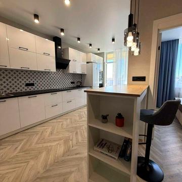 Ясинуватський пров., 10