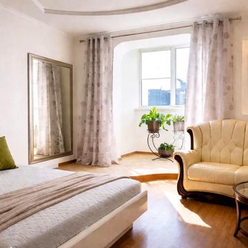 Кадетський Гай вул., 3