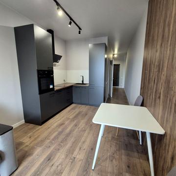 Генуезька вул., 1-Е