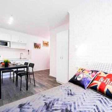 Оболонська вул., 31