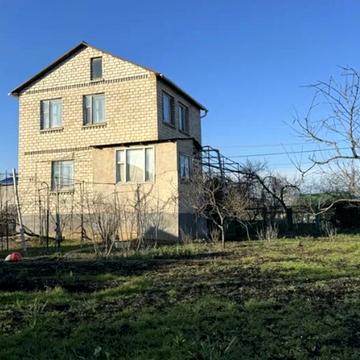 Горіхова, 67