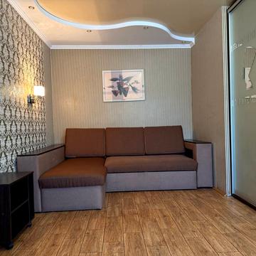 Яскрава вул. (Тверська), 13