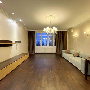 Шевченка просп., 4б