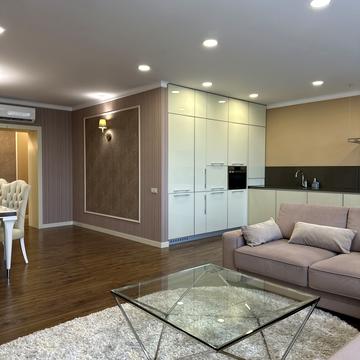 Валерія Лобановського вул., 17