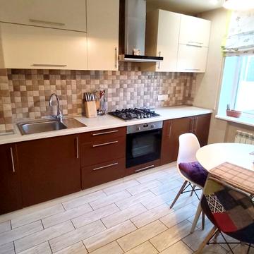 Слави бульв., 28