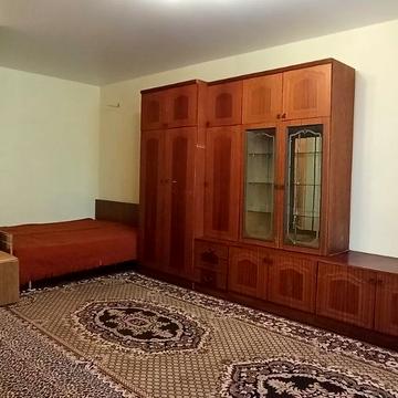 Семафорна вул., 50