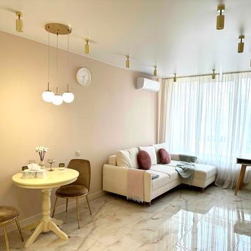 Олександра Олеся вул., 8/17