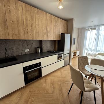 Європейська, 25-А