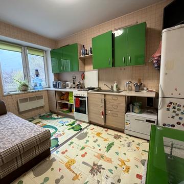 Івана Дяченка вул., 10