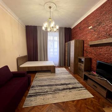 Степана Бандери вул. (), 10а