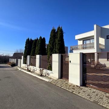 Парникова вул.