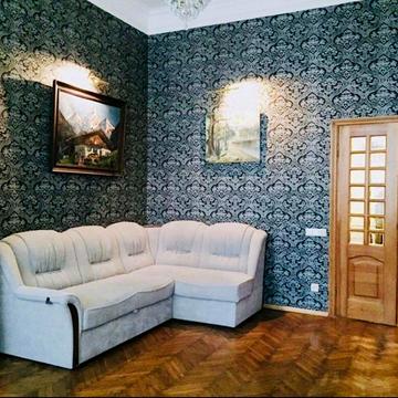 Євгена Чикаленка вул. (Пушкінська), 41