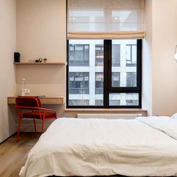 Ґарета Джонса вул. (Сімї Хохлових), 12