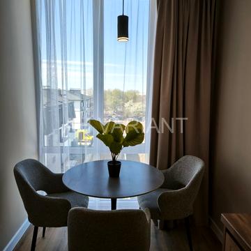 Загорська вул., (Будинок)