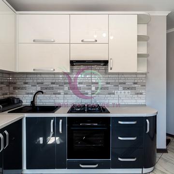 Тичини вул., 65