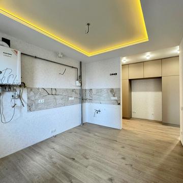 Амосова вул., 4