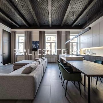 Саксаганського вул., 31/27