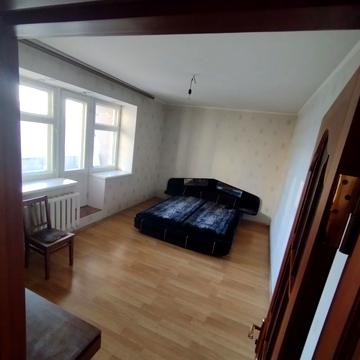 Колонтаївська вул., 8/1