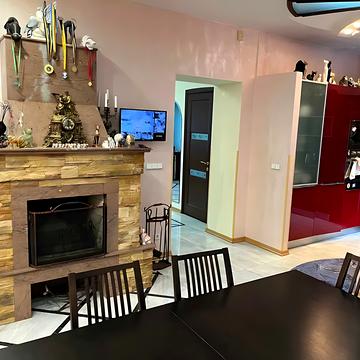 Тюльпанова вул. (Червоноармійська)