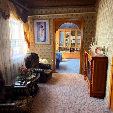 Берегової, 1