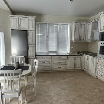 Першотравнева вул.