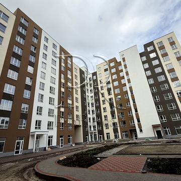 Анатолія Луценка вул., 6