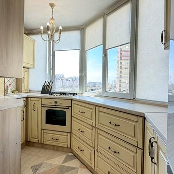 Боголюбова вул., 16