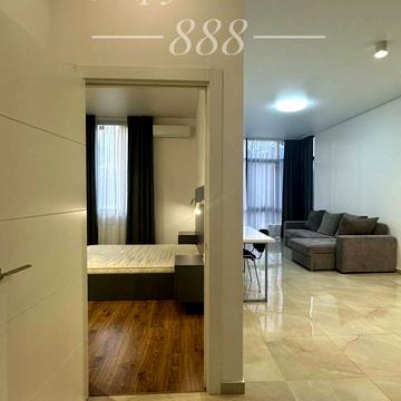 Олегівська вул., 1