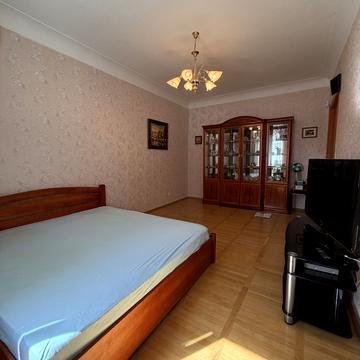 Костя Гордієнка пров., 10