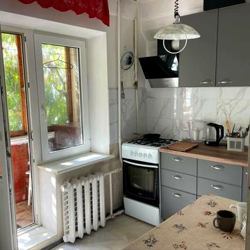 Володимира Івасюка просп. (Героїв Сталінграду), 11-А