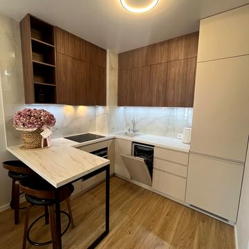 Березнева вул., 14-Б