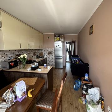 Вячеслава Чорновола просп. (), 16б